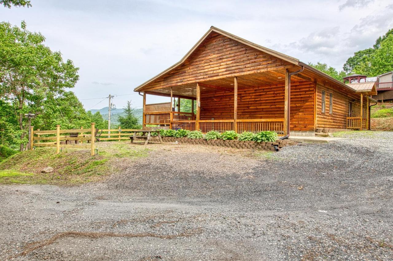 4 Bed 3 Bath Vacation Home In Bryson City Exterior photo