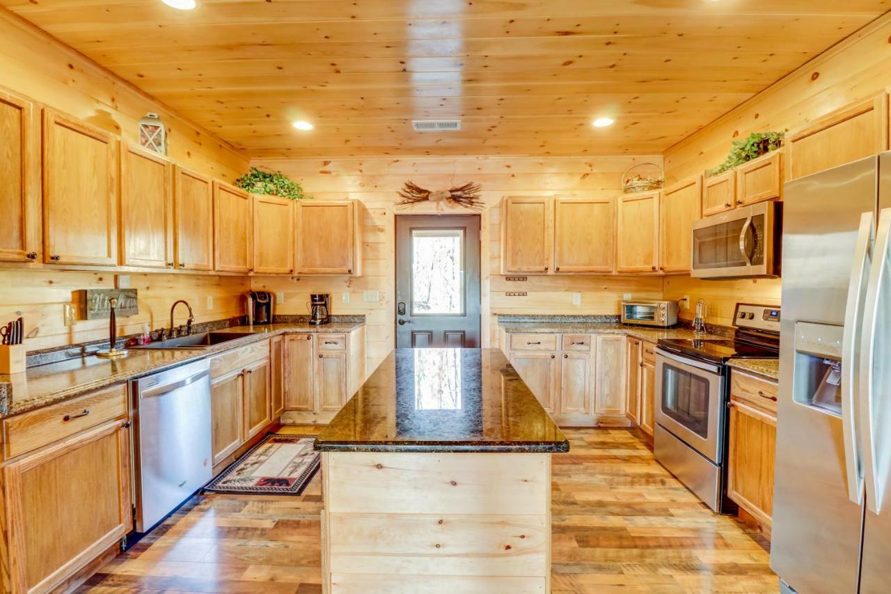 4 Bed 3 Bath Vacation Home In Bryson City Exterior photo